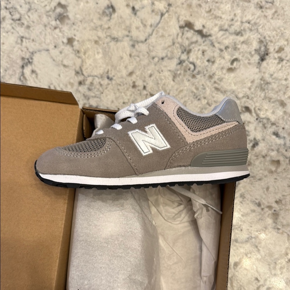 New Balance Gray and White Sneakers Classic Retro Design